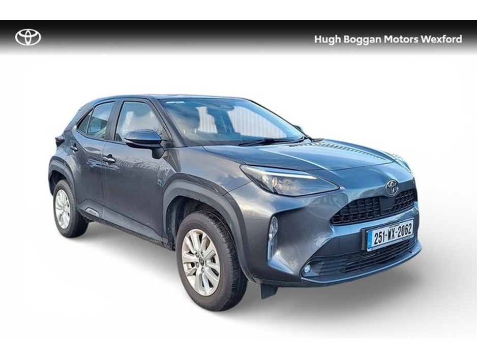 2025 Toyota Yaris Cross CROSS LUNA HYBRID €30,995