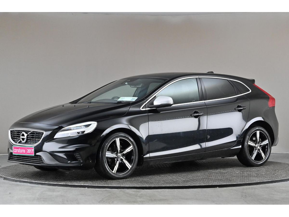 2017 Volvo V40 2.0 D3 R-DESIGN 6SPD *FULL LEATHER*PANORAMIC ROOF* €15,490