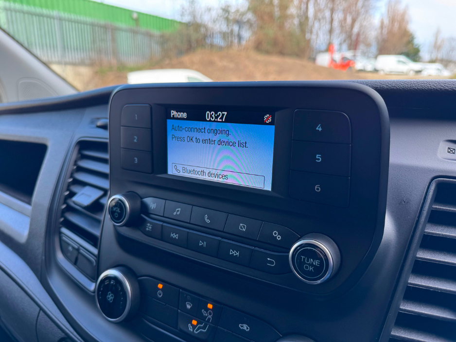 2022 Ford Transit Custom - image 22