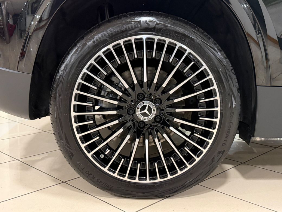 2025 Mercedes-Benz EQA - image 16