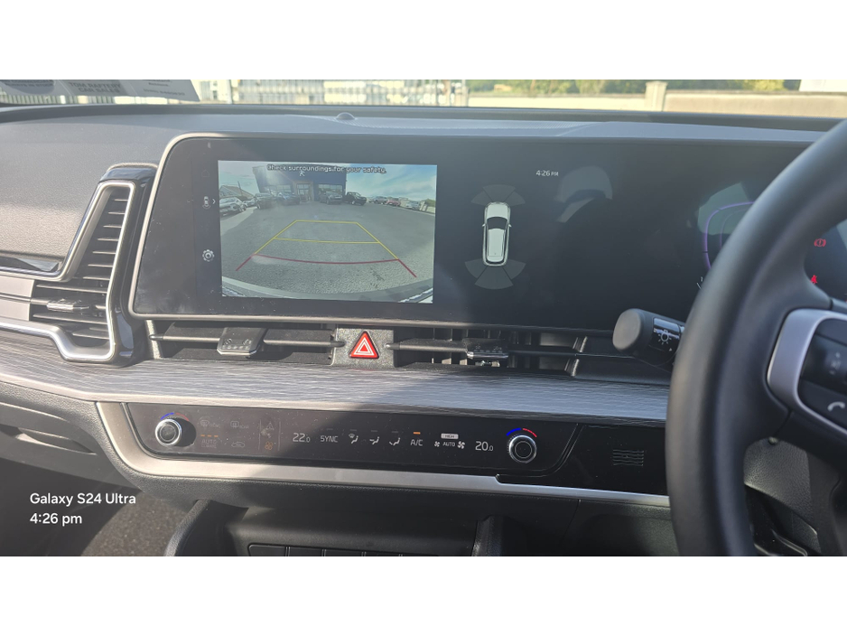 2025 Kia Sportage - image 5