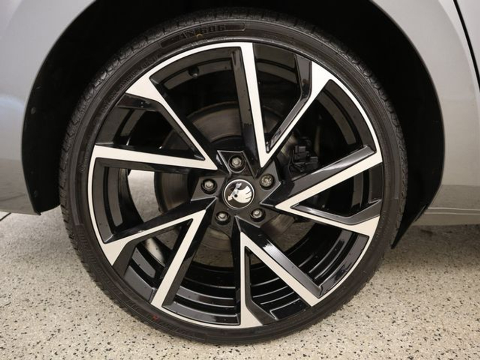 2023 Skoda Superb  €27,850