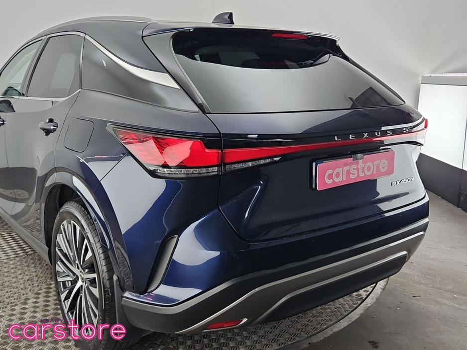 2023 Lexus RX 450 h - image 15