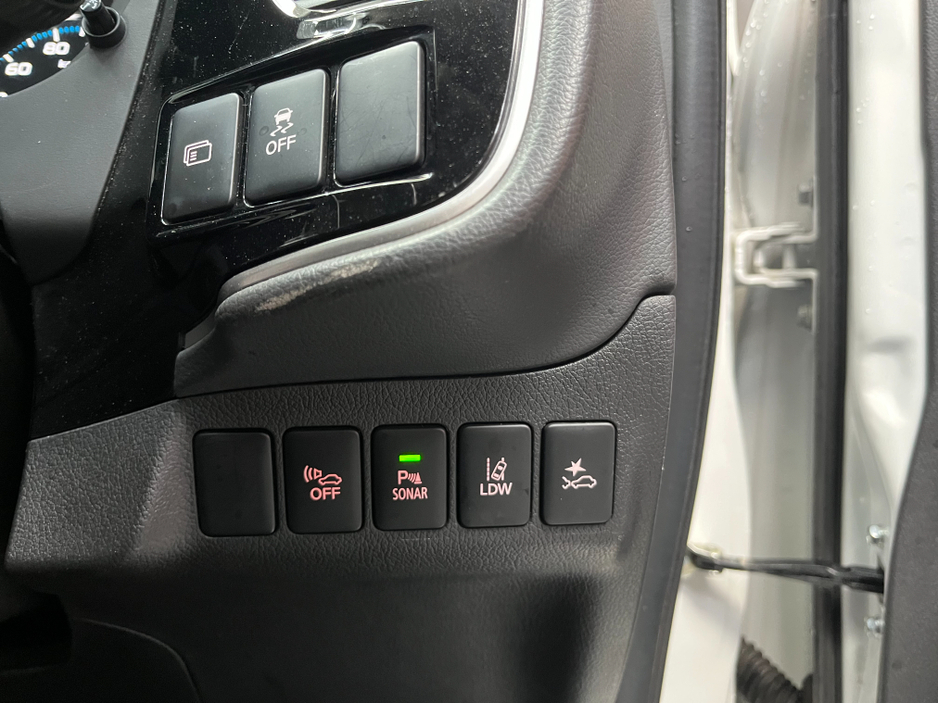 2019 Mitsubishi Outlander €21950 2019 MITSUBISHI OUTLANDER PHEV ED 2.4 AUTOMATIC / CRUISE CONTROL / REVERSE CAMERA / ELECTRIC HEATED SEATS / HEATED STEERING WHEEL €21,950