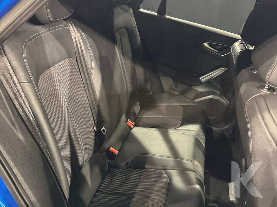 2020 Audi Q2 S-LINE INTERIOR BLACK HALF LEATHER HEATED SEATS - UPGRADED FACTORY ALLOYS - FLAT BOTTOM STEERING WHEEL - DIGITAL DASH - REVERSE CAMERA - CRUISE CONTRO €25,950