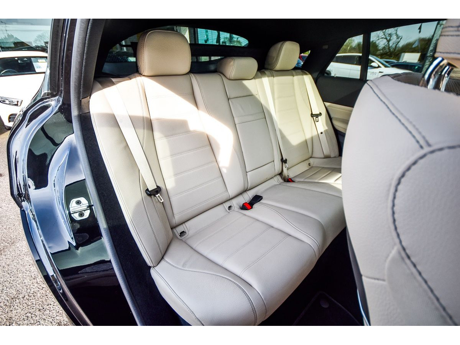 2025 Mercedes-Benz GLE Class - image 14