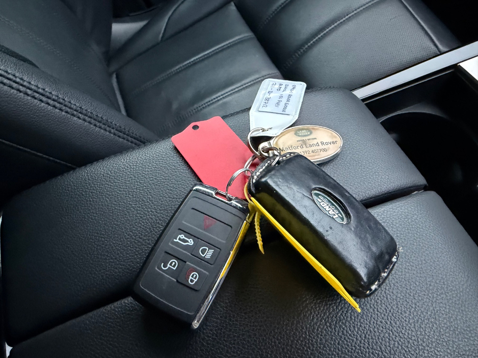 2021 Land Rover Range Rover Evoque - image 22