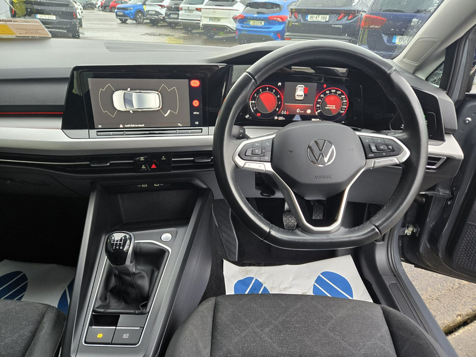 2023 Volkswagen Golf 1.0 TSI 110HP Life €25,950