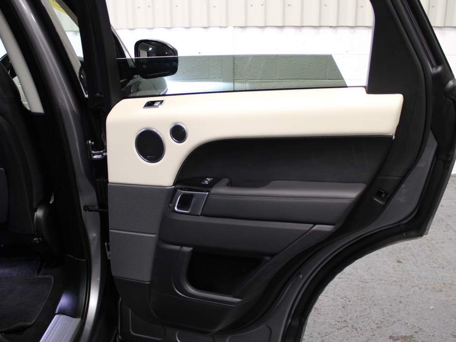 2022 Land Rover Range Rover Sport - image 29