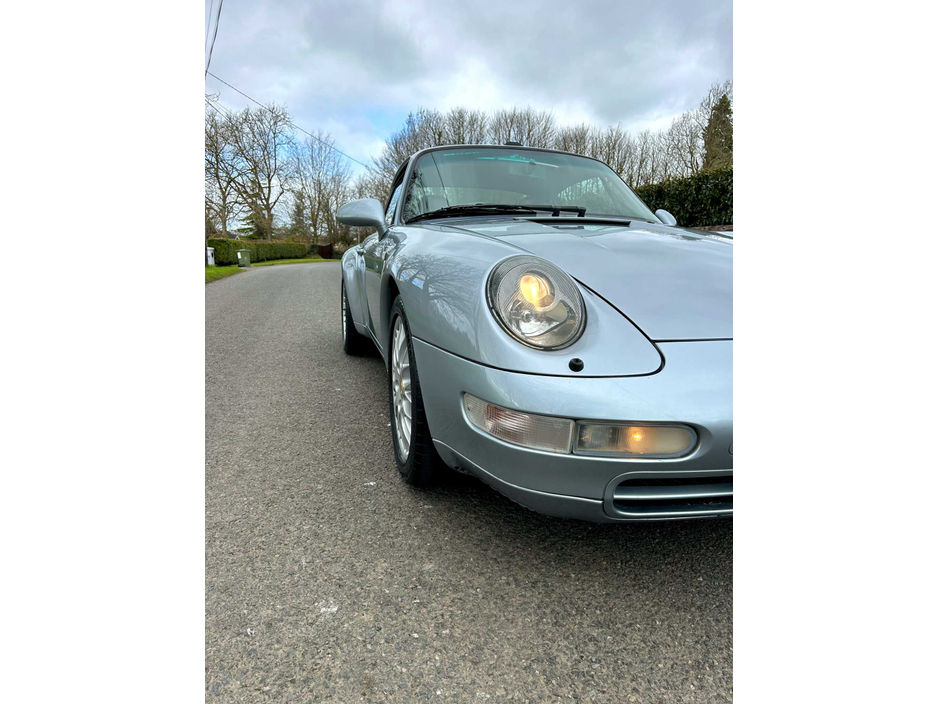 1995 Porsche 911 - image 10