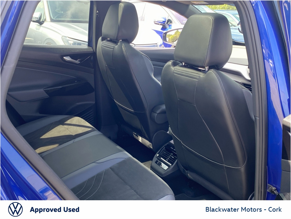 2022 Volkswagen ID.4 - image 7