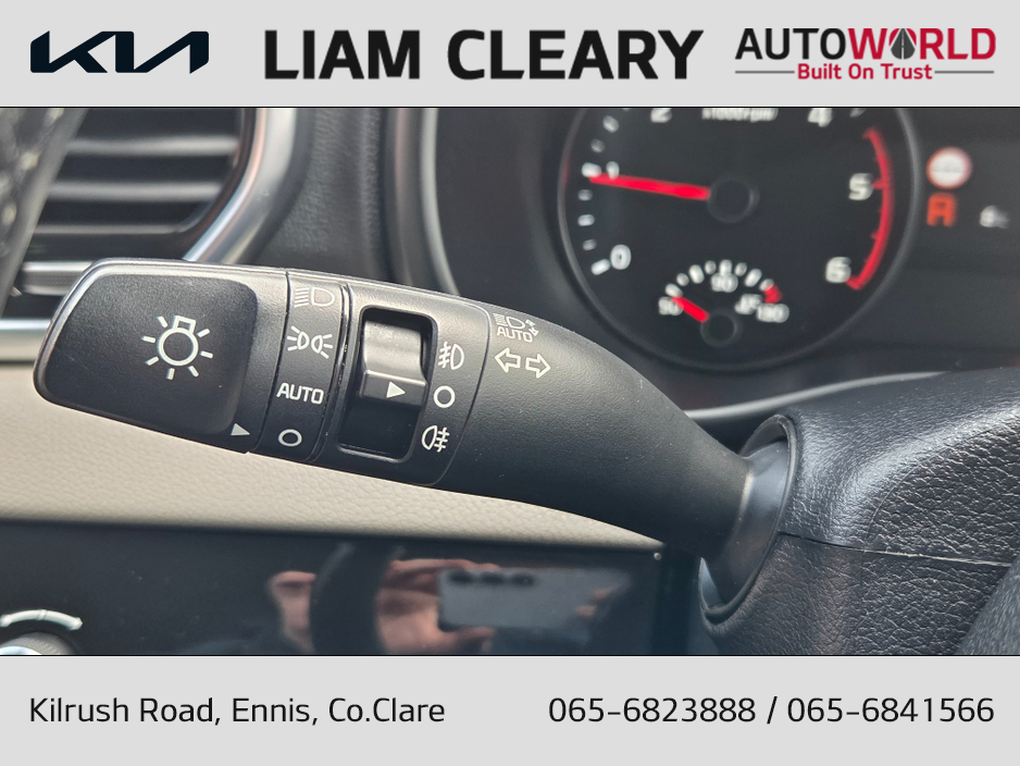 2020 Kia Sportage - image 21