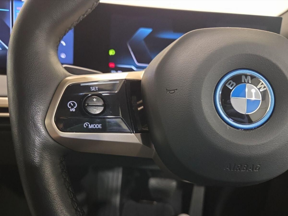 2023 BMW iX xDrive40 M Sport Edition €52,950