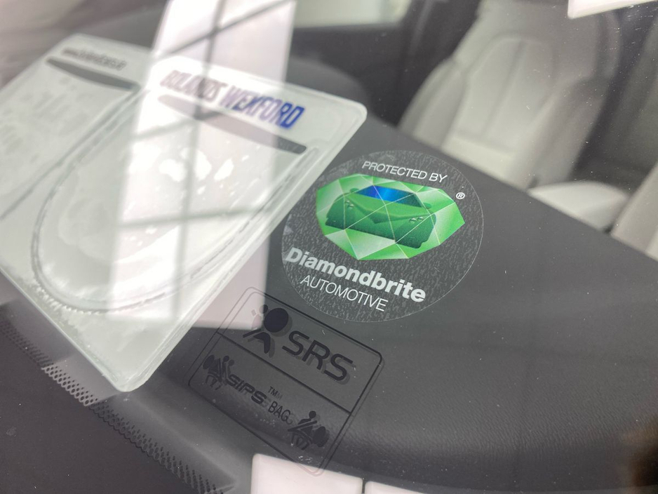 2026 Volvo EC40 - image 22