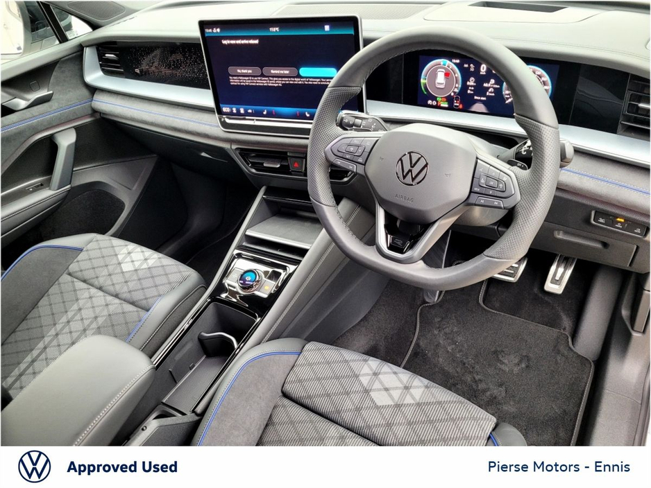 2026 Volkswagen Tayron - image 2