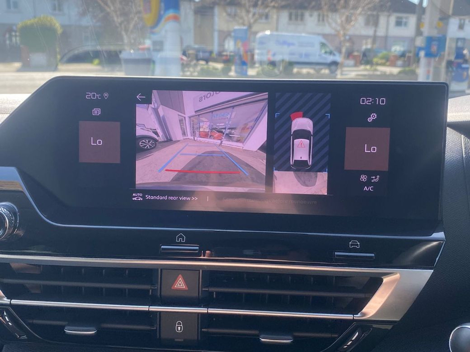 2024 Citroen C4 - image 24