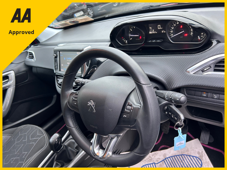 2018 Peugeot 2008 2018 PEUGEOT 2008 1.2 PURETEC VERY LOW KMS €10,450