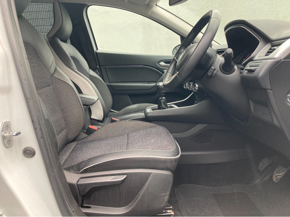 2023 Renault Captur TECHNO TCE 90 MY23 5DR €18,995