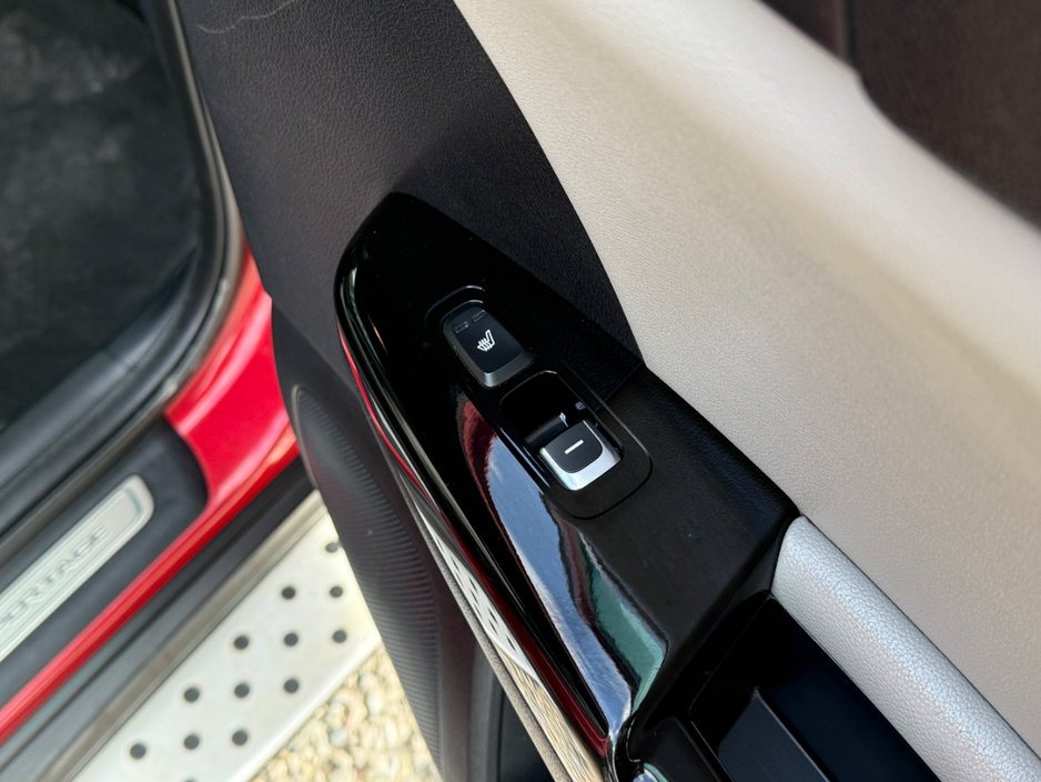 2018 Kia Sportage - image 21