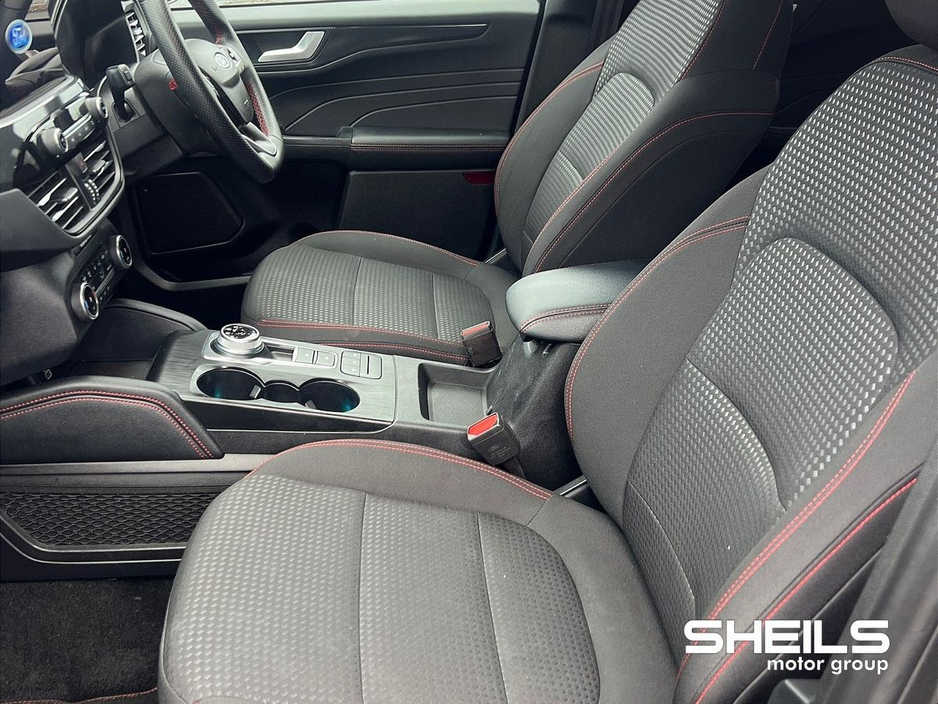 2024 Ford Kuga ST-Line 2.5 Petrol-Plug-in Hybrid 225BHP €34,450