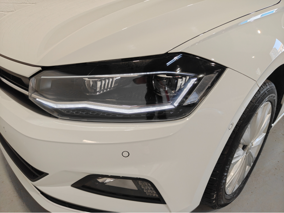 2018 Volkswagen Polo - image 28