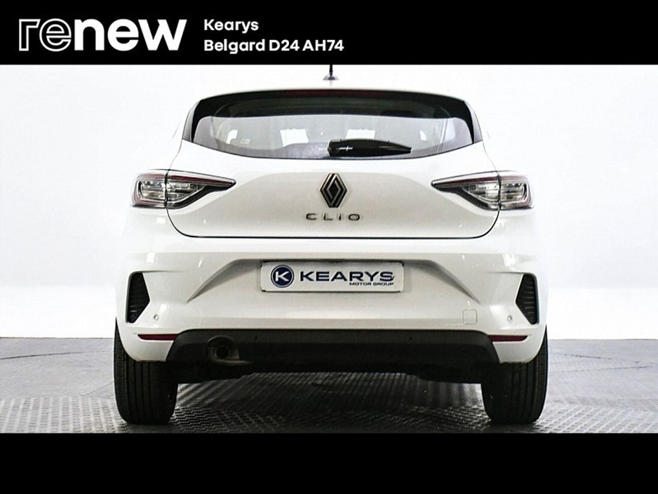 2025 Renault Clio - image 10