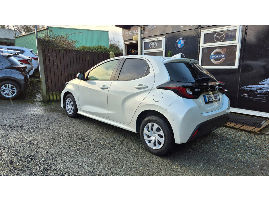 2020 Toyota Yaris Hybrid X Pack Automatic €14,950