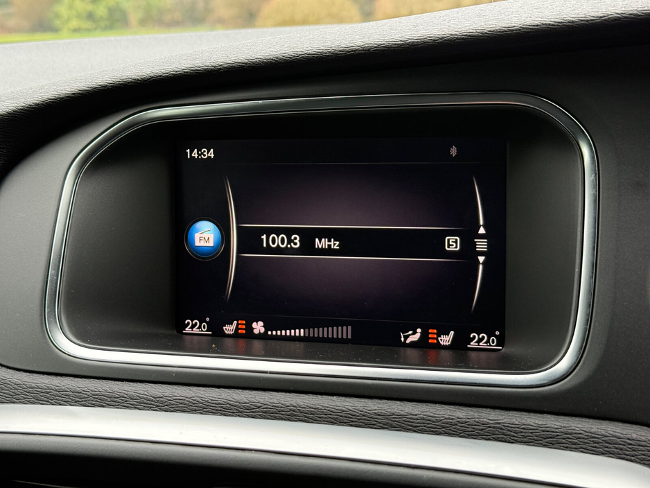 2018 Volvo V40 D2 (120hp) Momentum Edition Geartronic