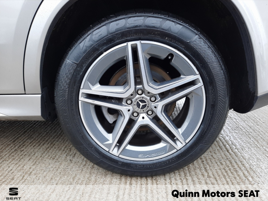 2020 Mercedes-Benz GL Class - image 6