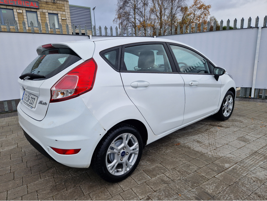 2017 Ford Fiesta ZETEC 1.25 60PS M5 5DR MCA 4DR €7,995