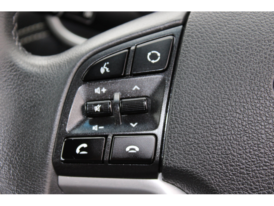 2019 Hyundai Tucson - image 20