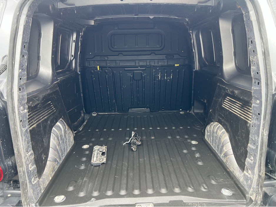 2023 Citroen Berlingo LX BLUEHDI 100 MWB (Price ex vat) €13,950