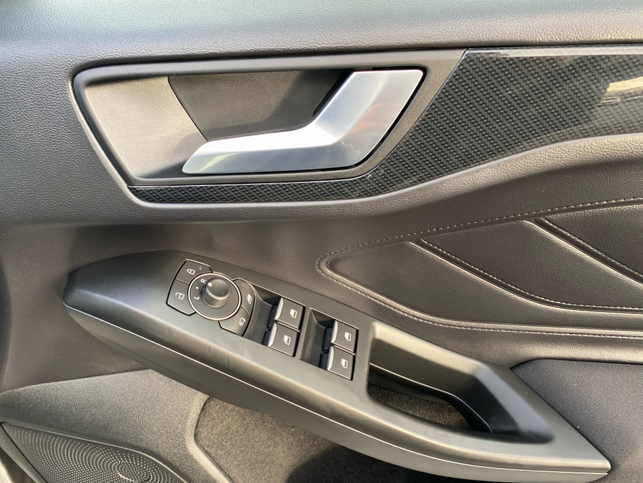 2023 Ford Focus ST-Line X 1.0 MHEV 125BHP... Full leather