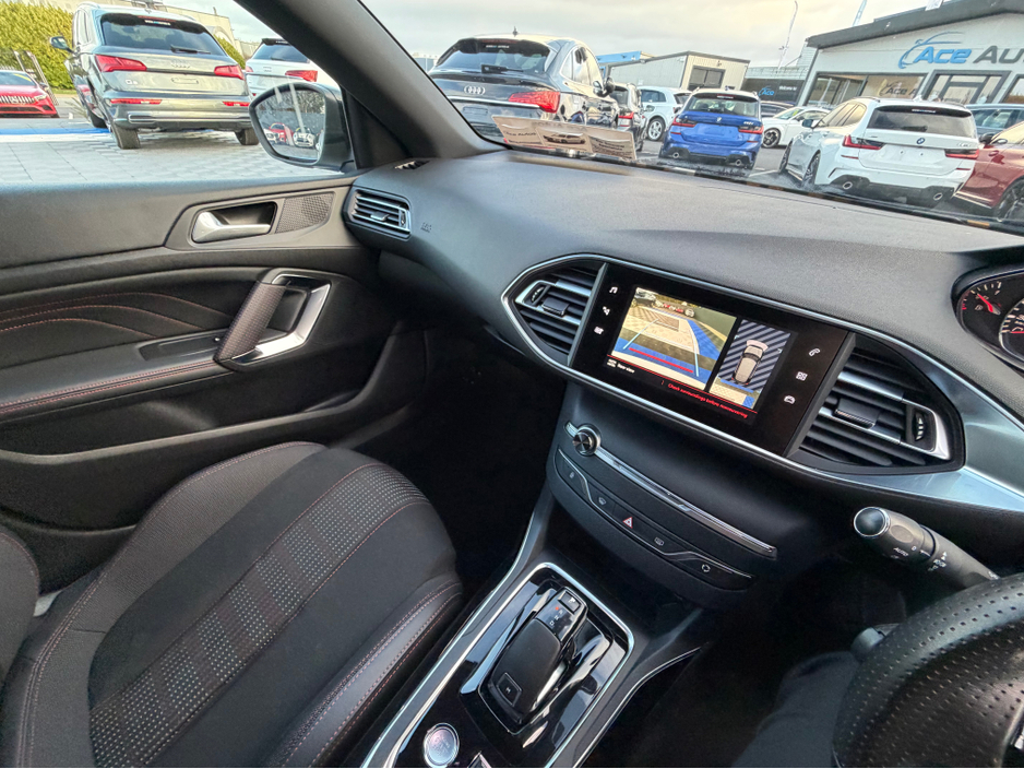 2019 Peugeot 308 - image 23