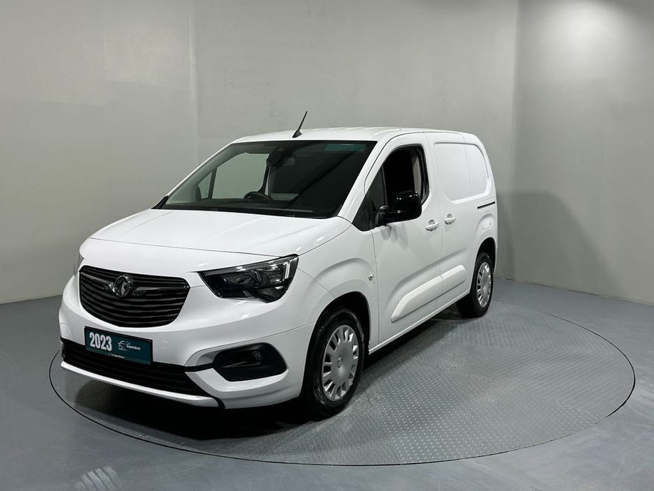 2023 Opel Combo Pro 100 BHP* High Spec* €17,800