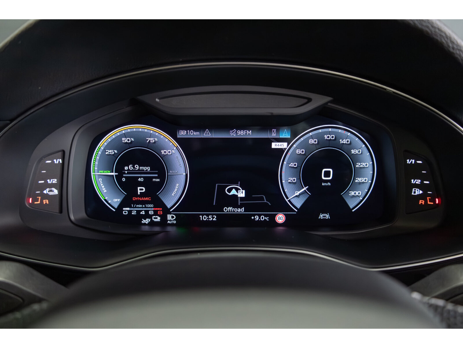 2025 Audi Q7 Q7 55 TFSI e 394PS quattro S line tip €91,950