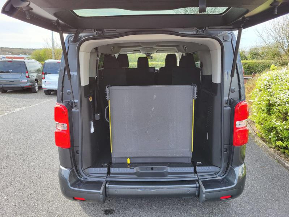 2024 Citroen SpaceTourer - image 9