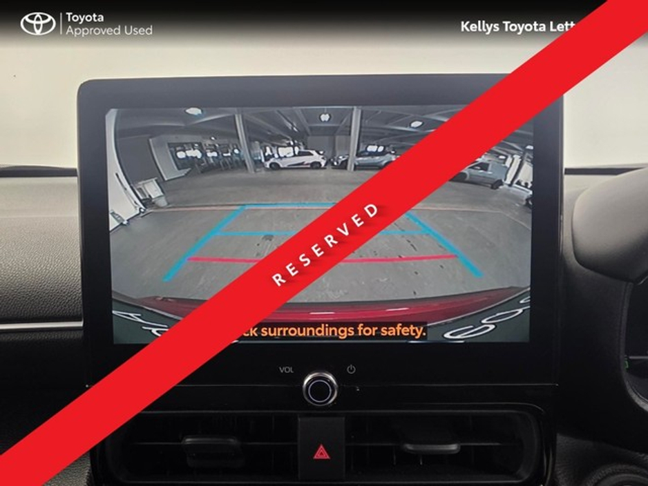 2025 Toyota Yaris Cross - image 13