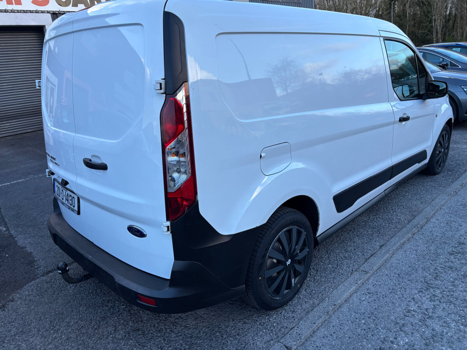 2020 Ford Transit - image 16