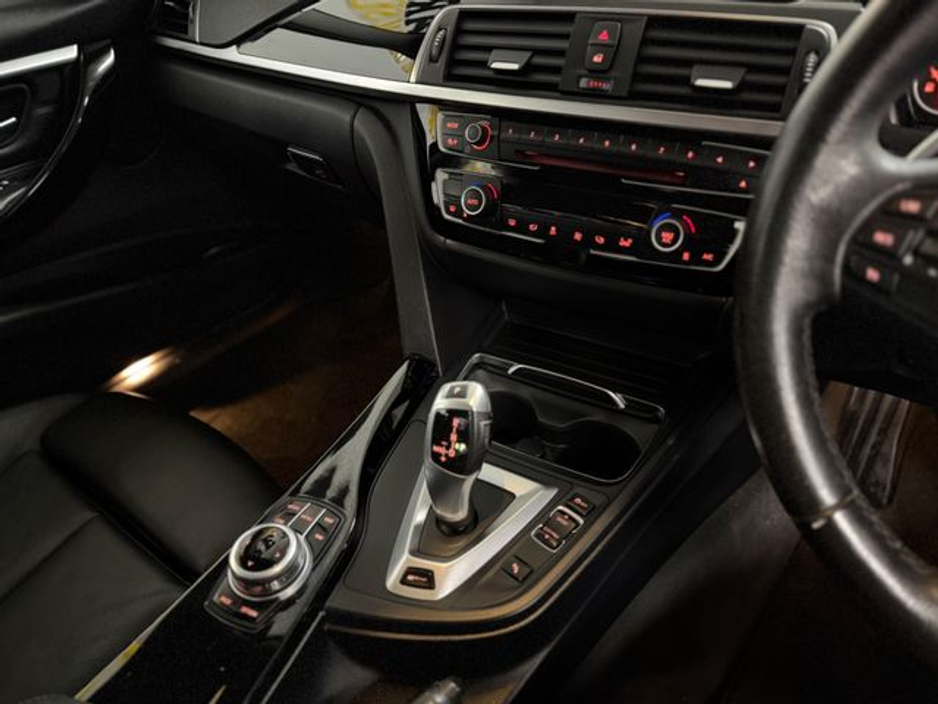 2017 BMW 3 Series 330 F30 E Sport 4DR Auto €16,777