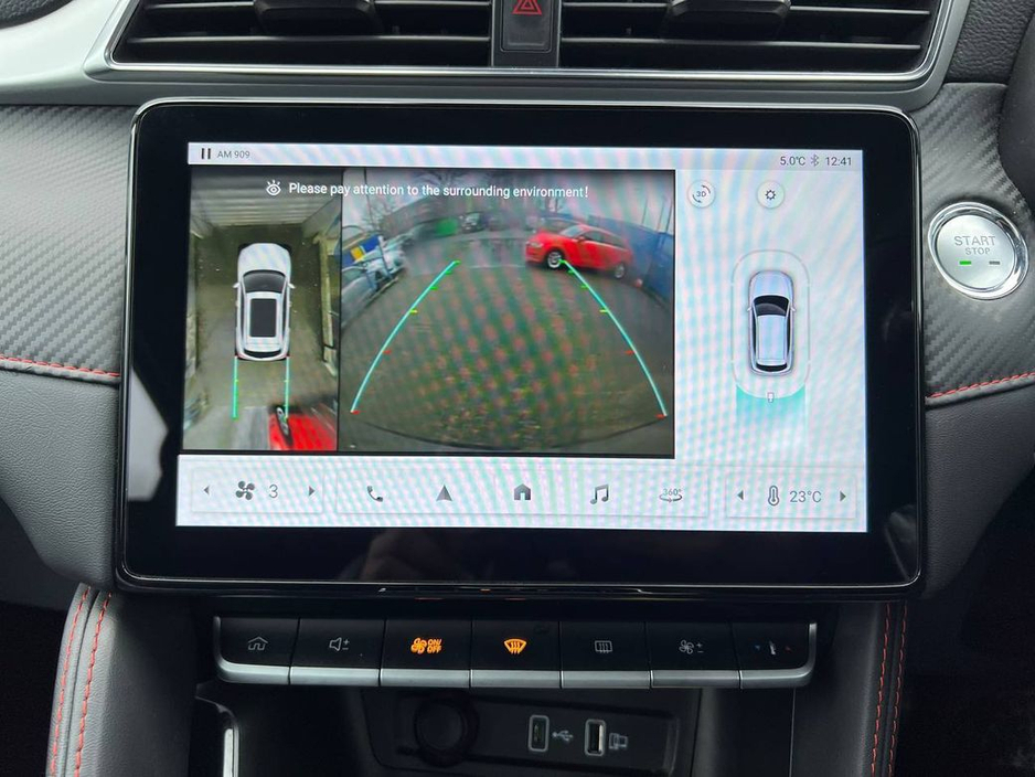 2023 MG ZS 73KWH // LONG RANGE MODEL // VERY LOW MILEAGE // APPLE CARPLAY/ANDROID AUTO €22,900