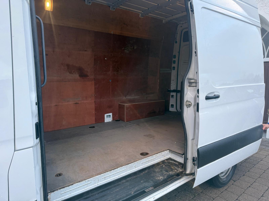 2021 Mercedes-Benz Sprinter - image 15