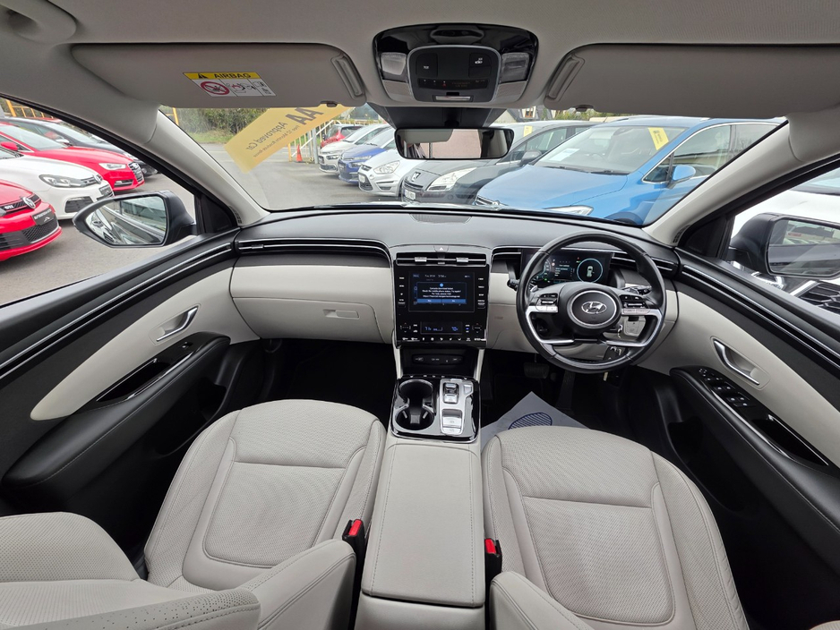 2022 Hyundai Tucson - image 9