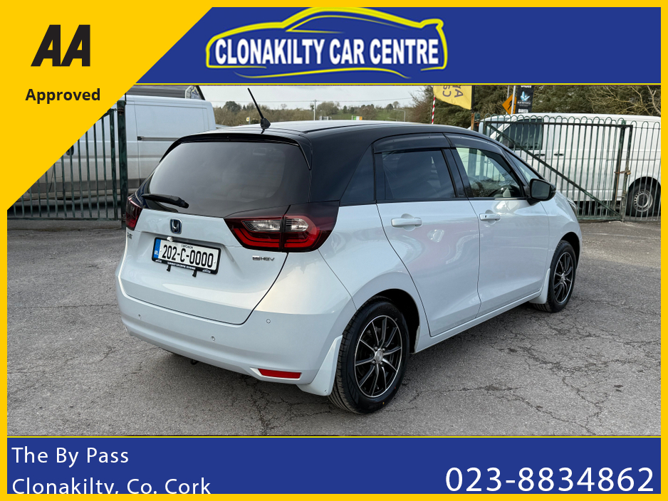 2020 Honda Fit - image 6