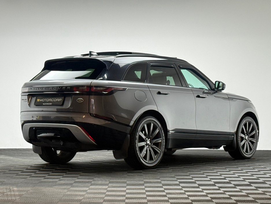 2017 Land Rover Range Rover Velar - image 7