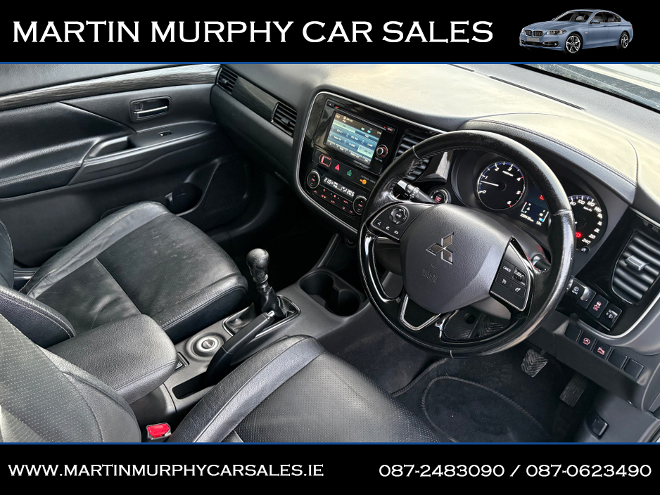 2015 Mitsubishi Outlander - image 10