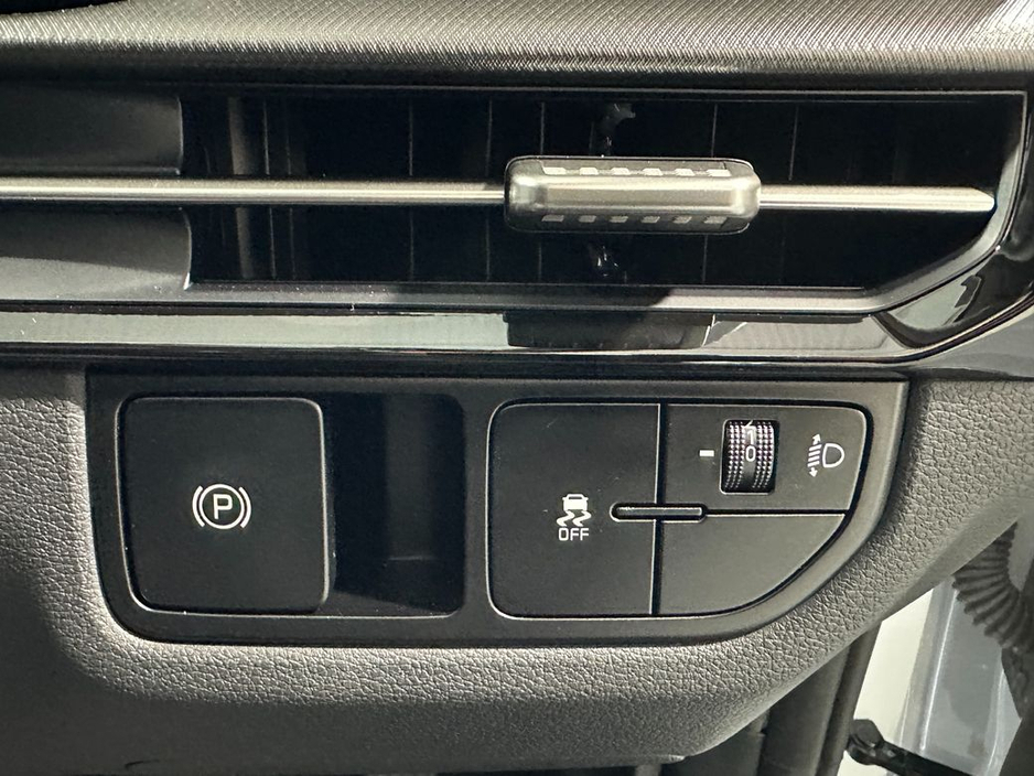 2026 Kia Sportage - image 21