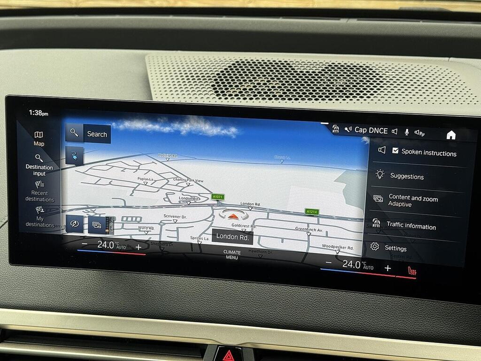 2022 BMW iX - image 10