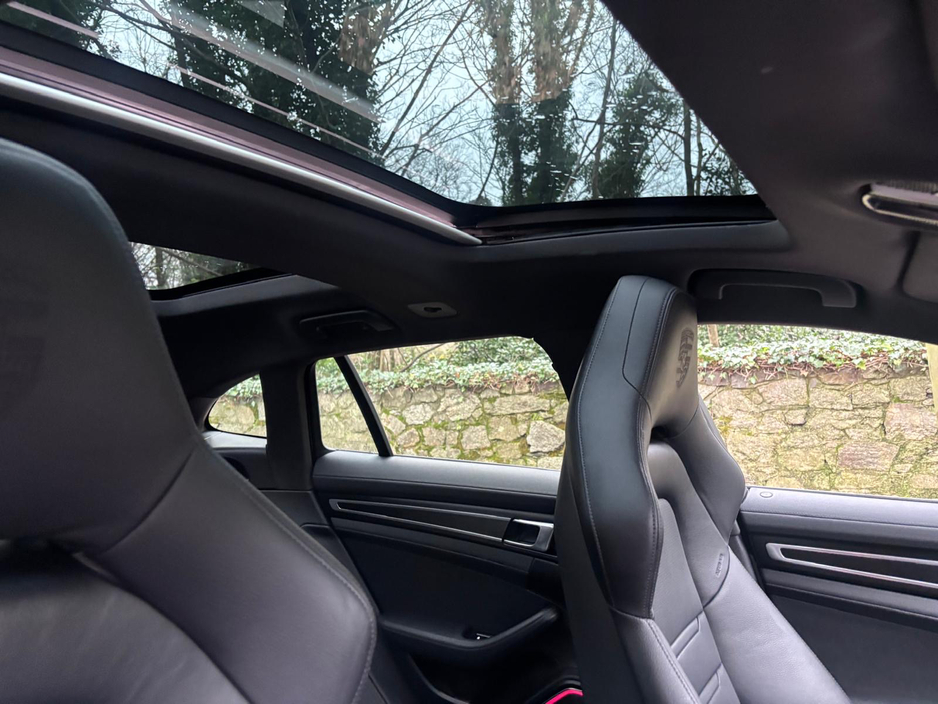 2023 Porsche Panamera *Sale Agreed* 4 E-HYBRID SPORT TURISMO *Colossal Specification* €87,950