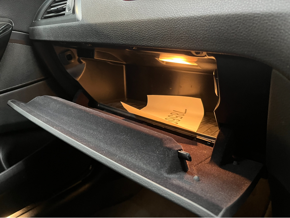 2018 BMW 1 Series €17950 2018 BMW 118D SPORT 2.0 AUTOMATIC / CRUISE CONTROL / REVERSE CAMERA / HEATED SEATS AND MORE €17,950